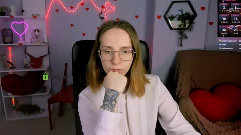 Snapshot of evalora_vei chatting on 26, 4, 2026 evalora online show from 26, 4, 2026