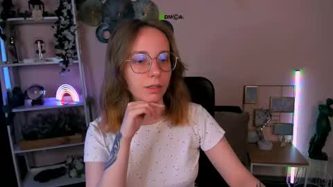 Snapshot of evalora_vei chatting on 19, 5, 2026 evalora online show from 19, 5, 2026