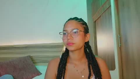Snapshot of evalune_ chatting on 8, 7, 2026 . online show from 8, 7, 2026
