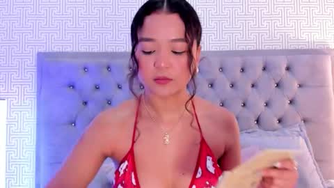 Snapshot of evalunna__ chatting on 9, 2, 2026 Eva Luna online show from 9, 2, 2026