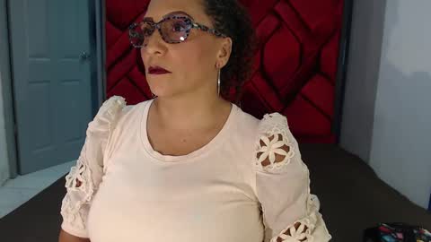 Eva Mills online show from 18, 2, 2025