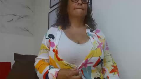 Eva Mills online show from 22, 9, 2025