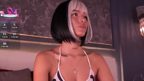 Eva Moretti online show from 11, 10, 2025