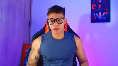 Snapshot of evan_greey chatting on 30, 11, 2025 EVAN GREY online show from 30, 11, 2025