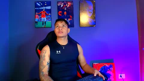 Snapshot of evan_greey chatting on 22, 7, 2026 EVAN GREY online show from 22, 7, 2026