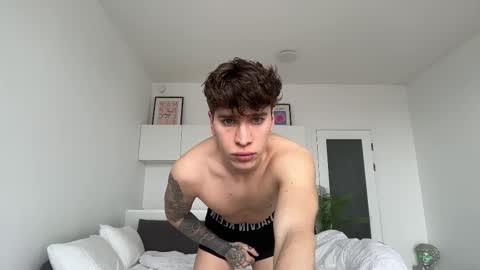 Snapshot of evan_white_ chatting on 18, 3, 2026 evan_white_ online show from 18, 3, 2026