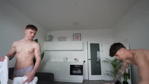 evan_white_ online show from 31, 5, 2026