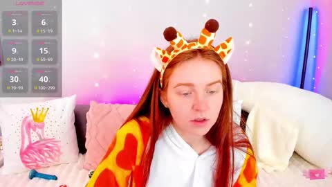 Snapshot of evarey_ chatting on 3, 2, 2026 Adelina online show from 3, 2, 2026