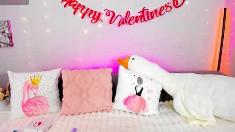 Snapshot of evarey_ chatting on 12, 2, 2026 Adelina online show from 12, 2, 2026