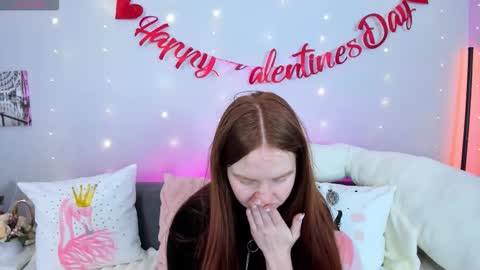Snapshot of evarey_ chatting on 16, 2, 2026 Adelina online show from 16, 2, 2026
