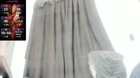 evasaenz online show from 7, 1, 2025