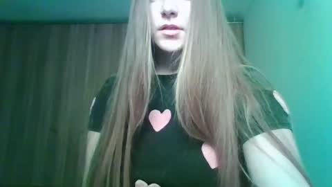 evasapples2026 online show from 18, 2, 2026