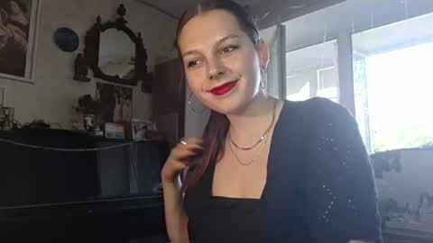 Snapshot of evashinee_ chatting on 1, 7, 2026 evashinee_ online show from 1, 7, 2026