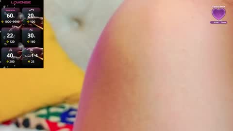 Snapshot of evasinclairr chatting on 5, 2, 2026 evasinclairr online show from 5, 2, 2026