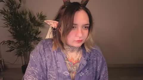 Snapshot of evathewitcher chatting on 4, 7, 2026 EvaTheWitcher online show from 4, 7, 2026