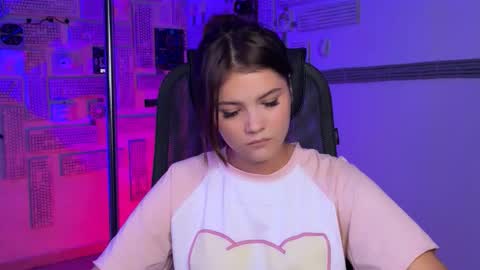 Eva  next stream -  - 1600 UTC2000  online show from 21, 11, 2025