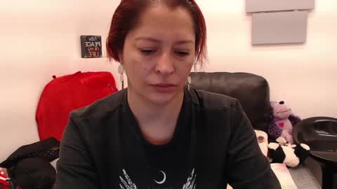 Snapshot of evatwiss chatting on 19, 4, 2026 Eva Twiss online show from 19, 4, 2026