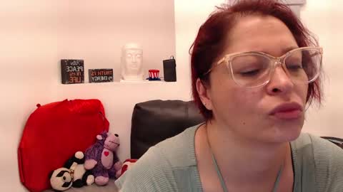 Snapshot of evatwiss chatting on 25, 5, 2026 Eva Twiss online show from 25, 5, 2026