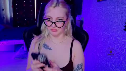 Snapshot of evavibe chatting on 25, 3, 2026 evavibe online show from 25, 3, 2026