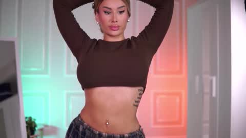 Snapshot of evazane chatting on 27, 11, 2025 Eva online show from 27, 11, 2025