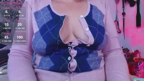 Eve Blue  friends. IG eve blue77 TW EveBlue 1 OF eveblue7 online show from 6, 1, 2026