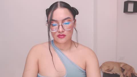 Snapshot of eve_rox18 chatting on 7, 4, 2026 Eve Rox18 online show from 7, 4, 2026