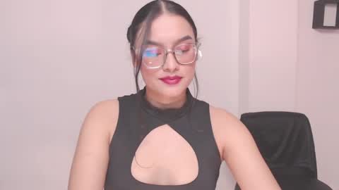 Snapshot of eve_rox18 chatting on 14, 4, 2026 Eve Rox18 online show from 14, 4, 2026