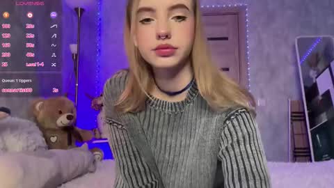 Snapshot of evedarkside chatting on 17, 3, 2026 evedarkside online show from 17, 3, 2026