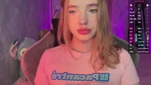 Snapshot of evedarkside chatting on 28, 3, 2026 evedarkside online show from 28, 3, 2026