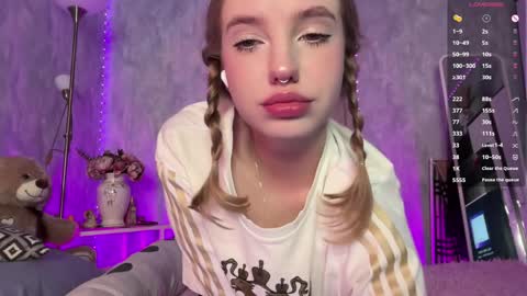 Snapshot of evedarkside chatting on 7, 4, 2026 evedarkside online show from 7, 4, 2026