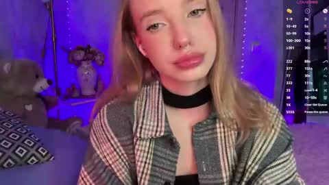 Snapshot of evedarkside chatting on 12, 4, 2026 evedarkside online show from 12, 4, 2026