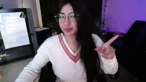 Snapshot of eveelyn_20 chatting on 26, 2, 2025 Kissed by an angel IG evee lyn20 online show from 26, 2, 2025