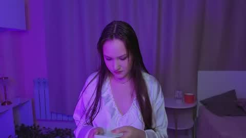 Snapshot of evegreenlee chatting on 19, 6, 2026 evegreenlee online show from 19, 6, 2026