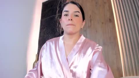 Snapshot of evelin_lopezz chatting on 23, 11, 2025 E V E L I N online show from 23, 11, 2025