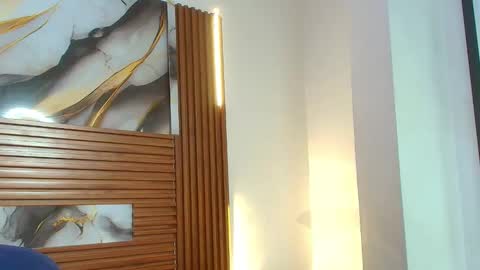 Snapshot of evelin_thompsson chatting on 18, 11, 2025 cielo online show from 18, 11, 2025