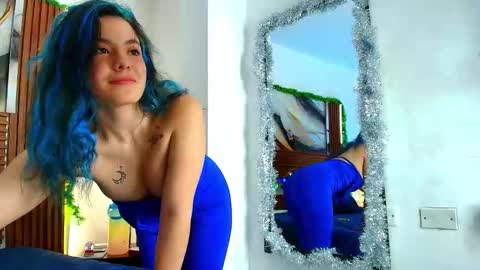 Snapshot of evelin_thompsson chatting on 2, 12, 2025 cielo online show from 2, 12, 2025