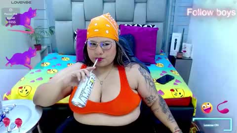 Snapshot of evelin_zaens chatting on 2, 2, 2026 evelin zaens online show from 2, 2, 2026