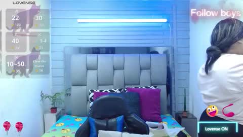 Snapshot of evelin_zaens chatting on 18, 2, 2026 evelin zaens online show from 18, 2, 2026