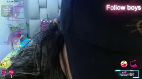 Snapshot of evelin_zaens chatting on 2, 3, 2026 evelin zaens online show from 2, 3, 2026