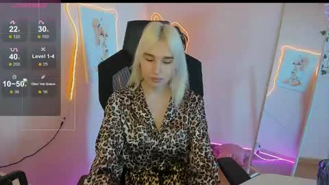 Snapshot of evelinalu chatting on 28, 4, 2026 Evelina online show from 28, 4, 2026