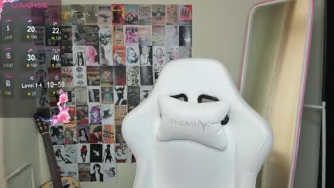 Snapshot of evelinalu chatting on 6, 5, 2026 Evelina online show from 6, 5, 2026
