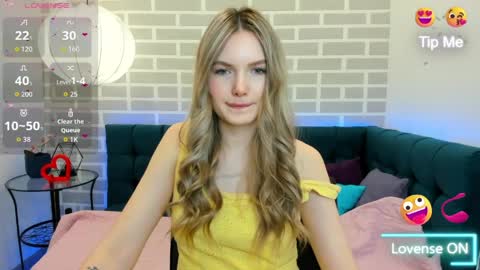 Snapshot of evelineamore chatting on 6, 4, 2026 Eveline online show from 6, 4, 2026