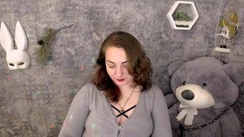 Snapshot of evelineli chatting on 9, 1, 2026 Lydia online show from 9, 1, 2026