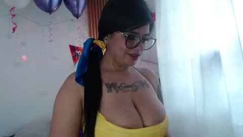 Snapshot of evelingjoyy chatting on 3, 7, 2026 evelingjoyy online show from 3, 7, 2026