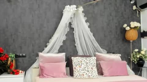 Snapshot of evellynereys chatting on 27, 2, 2025 evellynereys online show from 27, 2, 2025