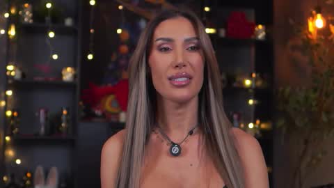 Snapshot of evelyn_evyy chatting on 24, 2, 2026 Evelyn online show from 24, 2, 2026