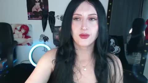 Snapshot of evelyn_sheeran chatting on 16, 4, 2026 Julieta online show from 16, 4, 2026