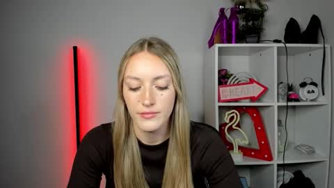 evelynblond online show from 19, 5, 2026