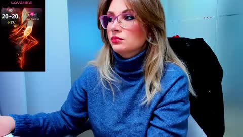 Snapshot of evelyne_rose chatting on 21, 2, 2025 evelyne_rose online show from 21, 2, 2025