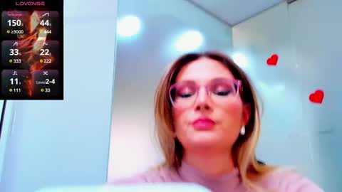 Snapshot of evelyne_rose chatting on 26, 2, 2025 evelyne_rose online show from 26, 2, 2025